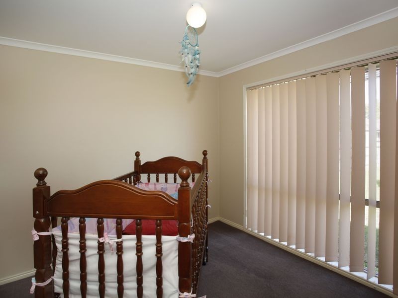 6 Jacqueline Place, Pakenham VIC 3810