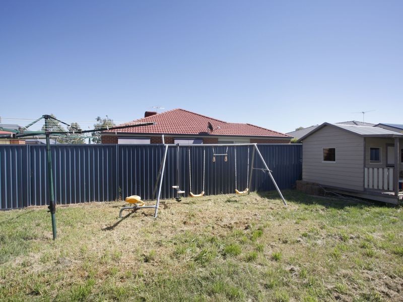 20 Paperbark Drive, Pakenham VIC 3810