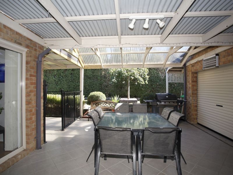 6 Yarra Close, Pakenham VIC 3810