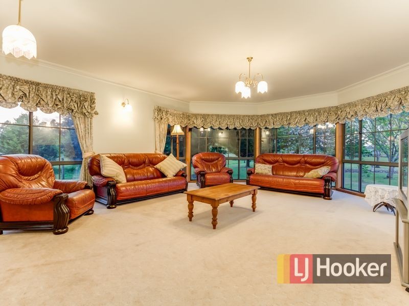 20 Meeking Drive, Pakenham VIC 3810