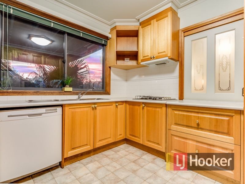 20 Meeking Drive, Pakenham VIC 3810