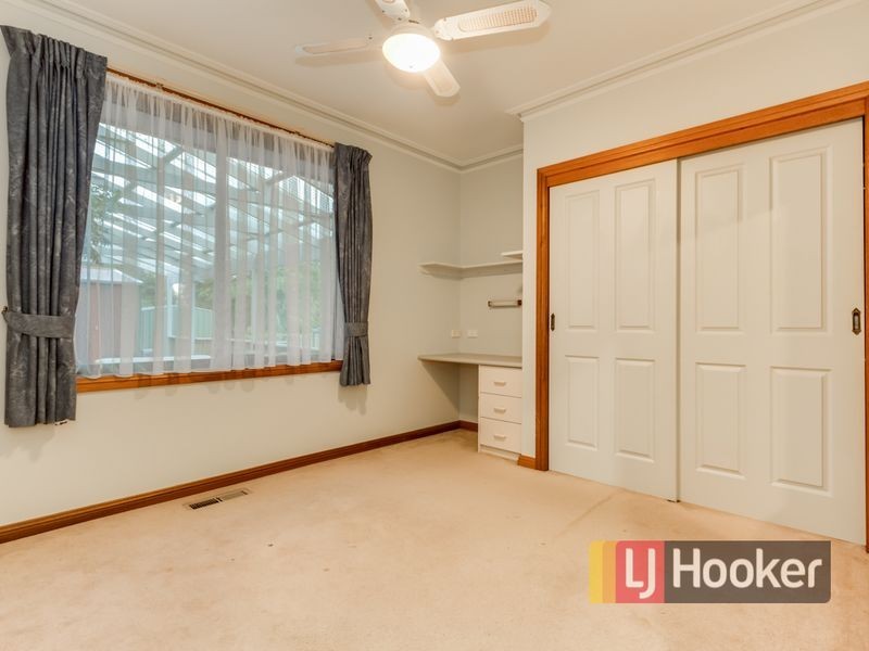 20 Meeking Drive, Pakenham VIC 3810