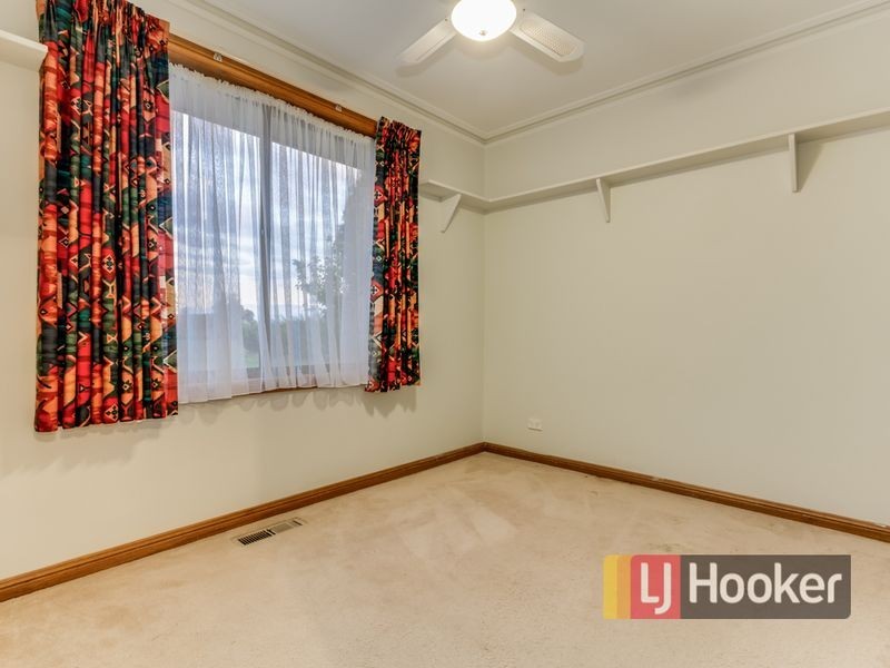20 Meeking Drive, Pakenham VIC 3810