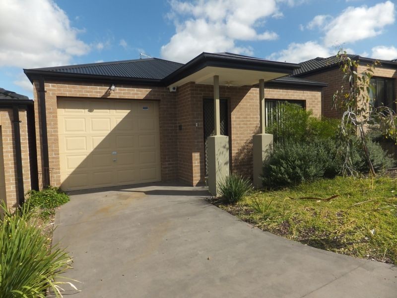 12/103 Army Road, Pakenham VIC 3810