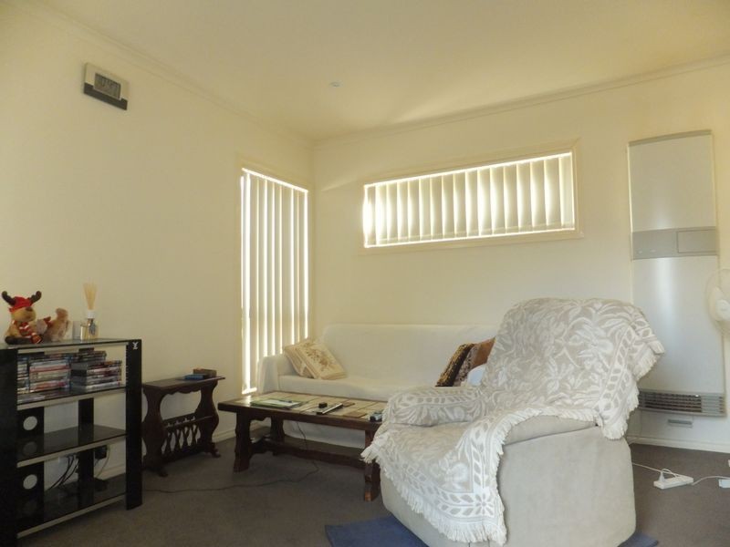 12/103 Army Road, Pakenham VIC 3810
