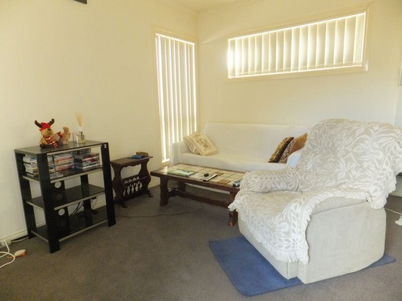 12/103 Army Road, Pakenham VIC 3810