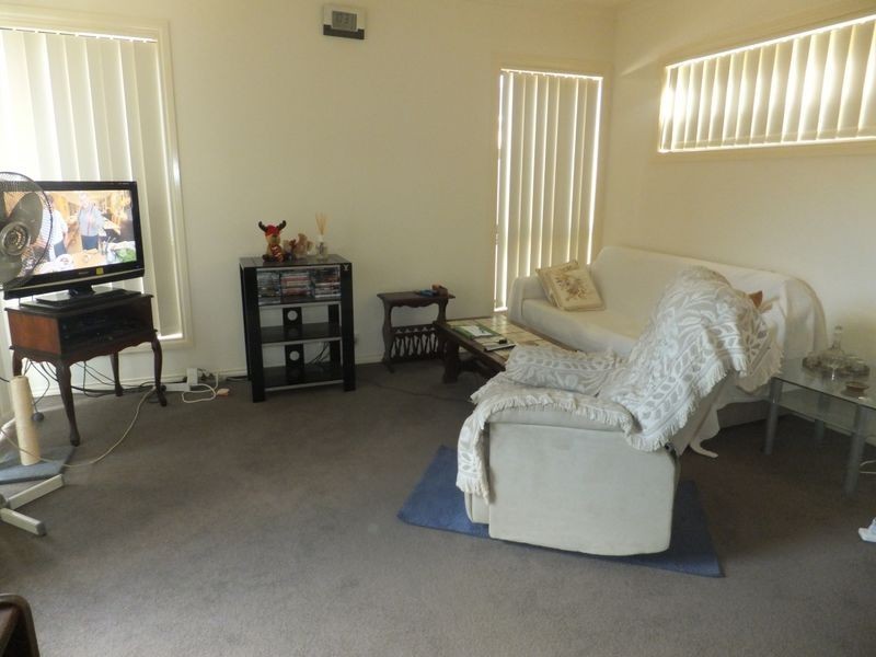 12/103 Army Road, Pakenham VIC 3810