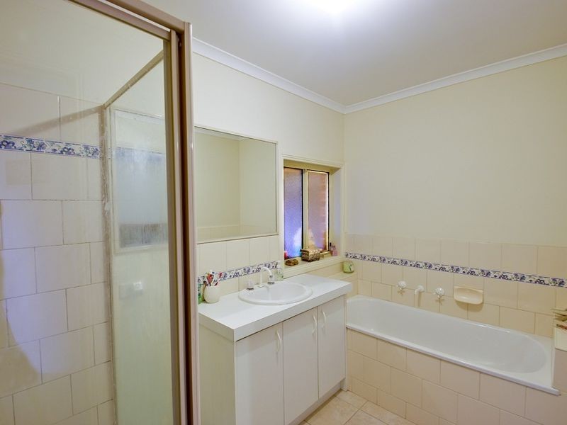 1 Dudley Mews, Pakenham VIC 3810