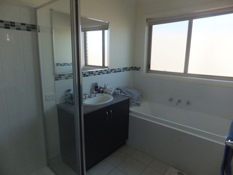 14/51 Leigh Drive, Pakenham VIC 3810