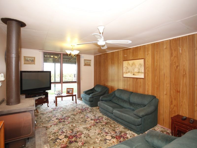 70 Ellett Road, Pakenham VIC 3810