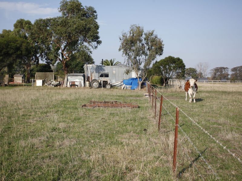 70 Ellett Road, Pakenham VIC 3810