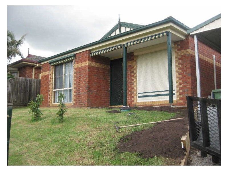 6 McNamara Court, Pakenham VIC 3810