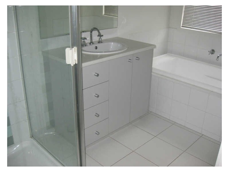 25 Orchard Valley Avenue, Pakenham VIC 3810