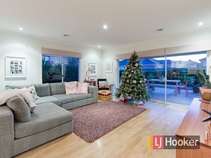 7 Sarton Link, Pakenham VIC 3810