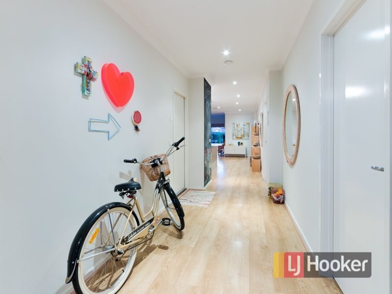 7 Sarton Link, Pakenham VIC 3810
