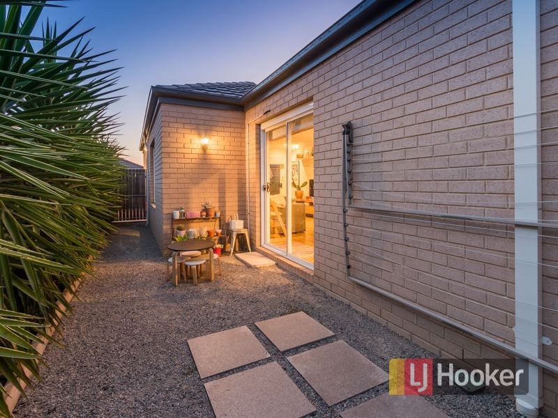 7 Sarton Link, Pakenham VIC 3810