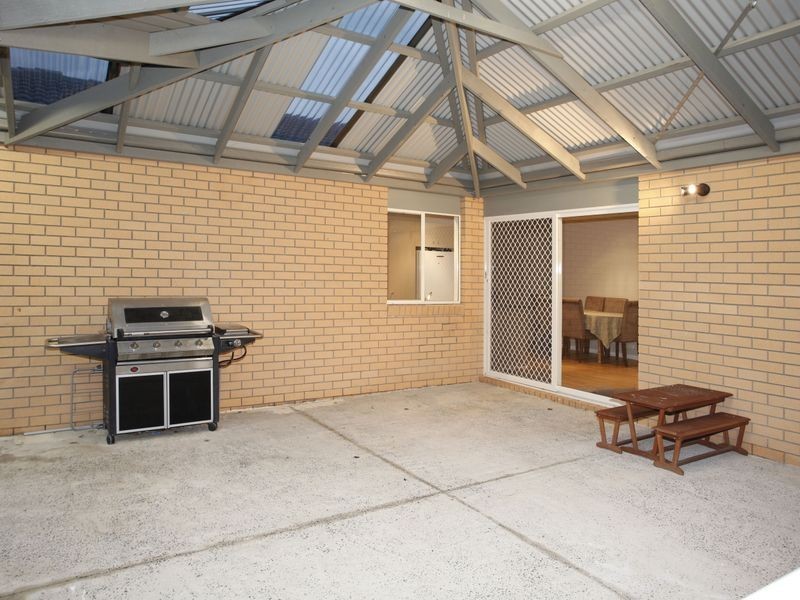 44 Scarlet Crescent, Pakenham VIC 3810