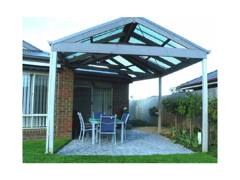 7 Camelia Way, Pakenham VIC 3810