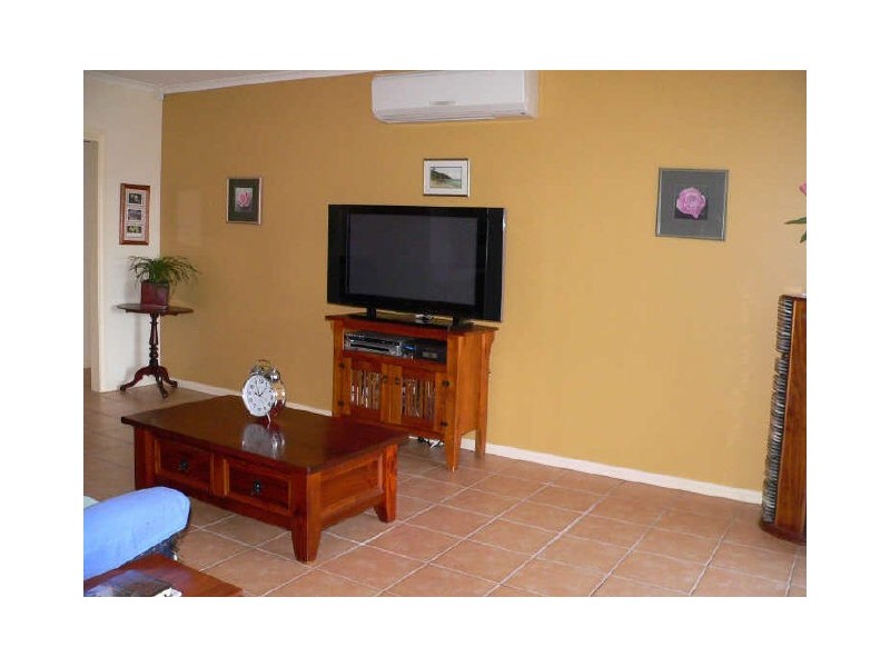 7 Camelia Way, Pakenham VIC 3810