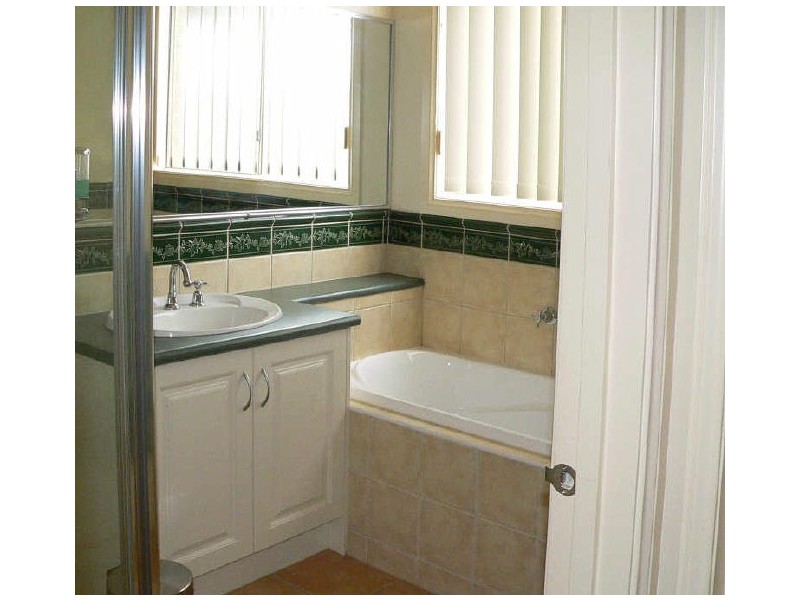 7 Camelia Way, Pakenham VIC 3810