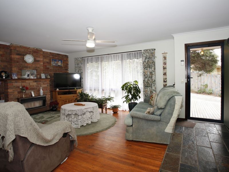 130 Duncan Drive, Pakenham VIC 3810