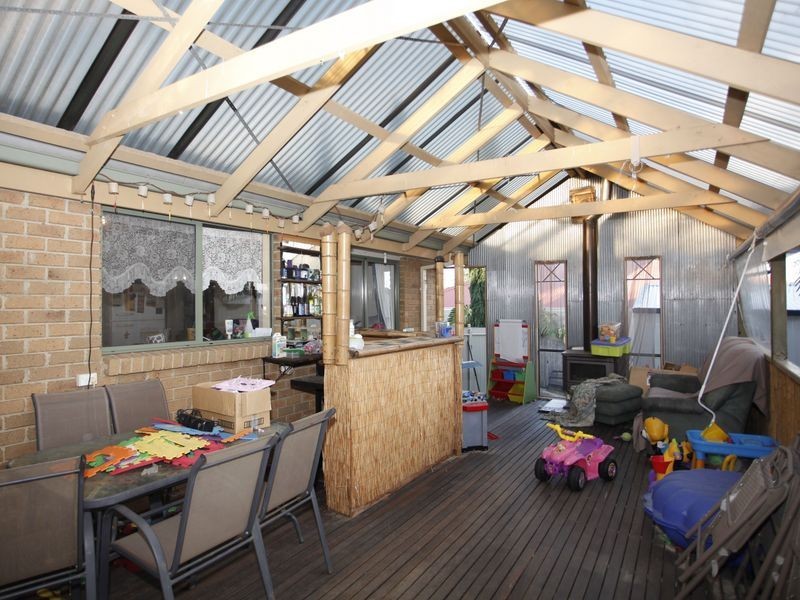 1 Tonia Court, Pakenham VIC 3810