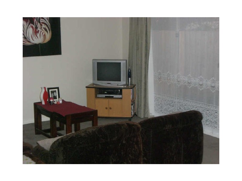 3/16A Henty Street, Pakenham VIC 3810