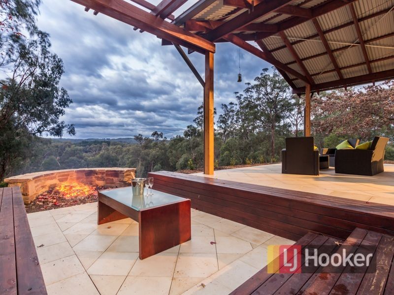 84 Bourkes Creek Road, Pakenham Upper VIC 3810