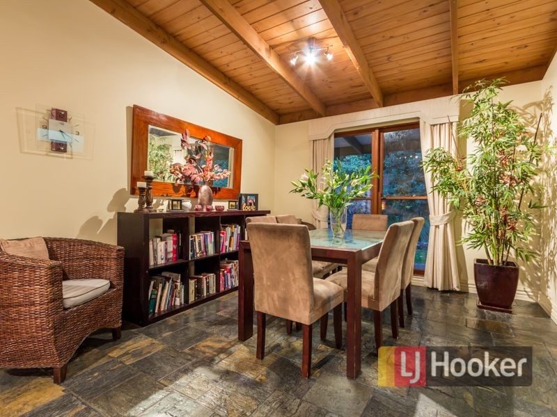 84 Bourkes Creek Road, Pakenham Upper VIC 3810