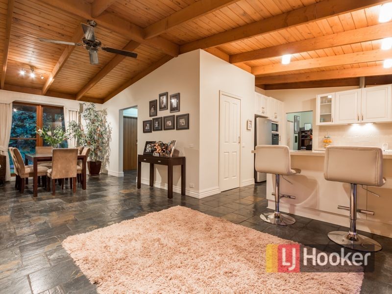 84 Bourkes Creek Road, Pakenham Upper VIC 3810