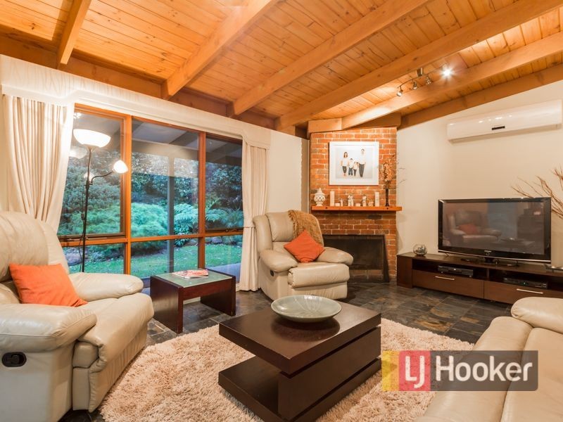 84 Bourkes Creek Road, Pakenham Upper VIC 3810