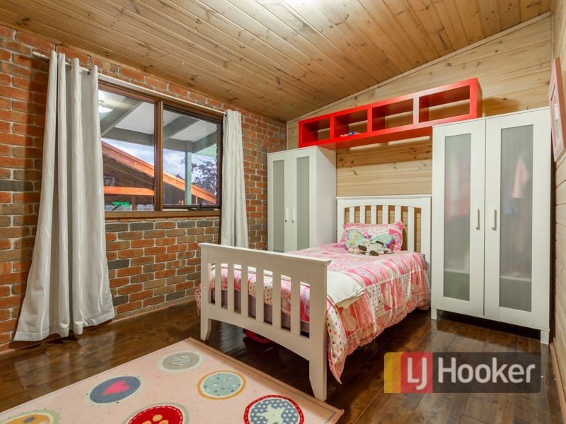 84 Bourkes Creek Road, Pakenham Upper VIC 3810