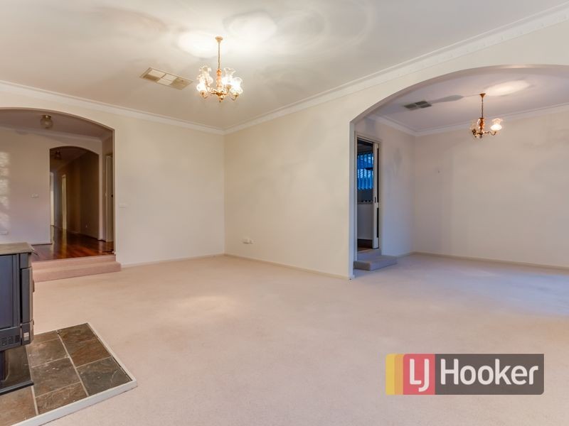 13 Nicholas Court, Pakenham VIC 3810