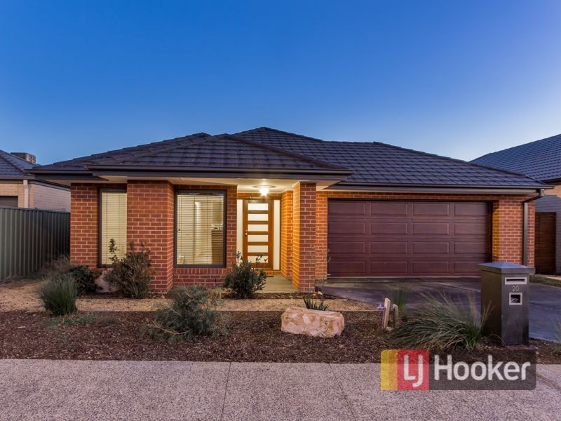 20 Park Orchard Drive, Pakenham VIC 3810