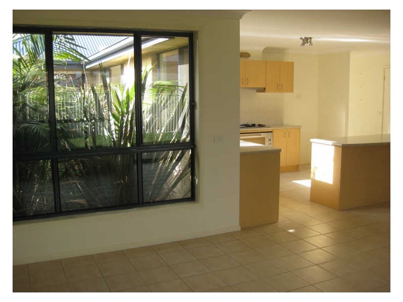 1 Stokes Green, Pakenham VIC 3810