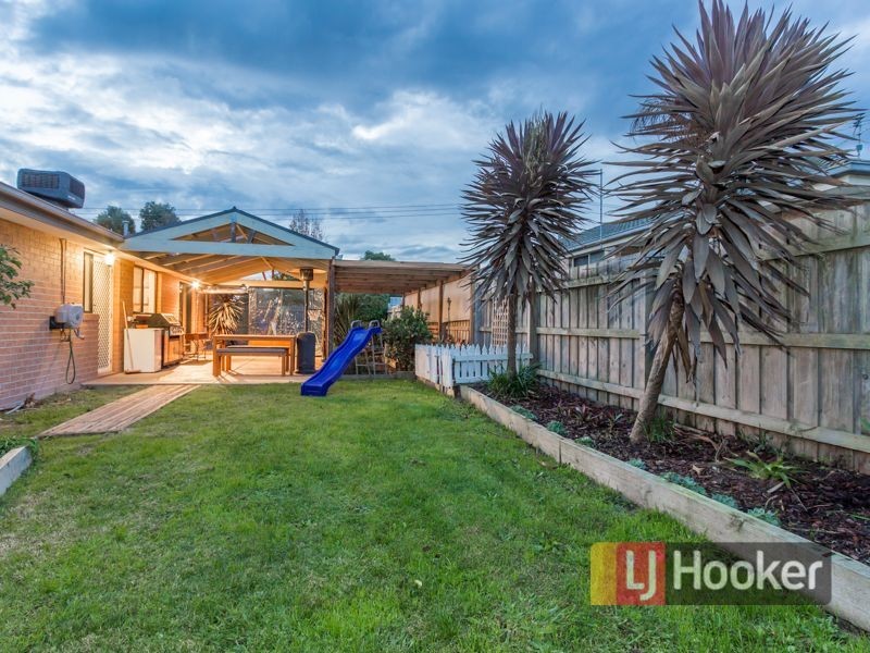 71 Ebony Drive, Pakenham VIC 3810