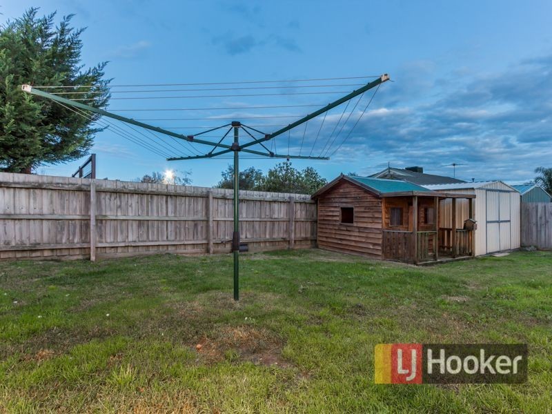 71 Ebony Drive, Pakenham VIC 3810