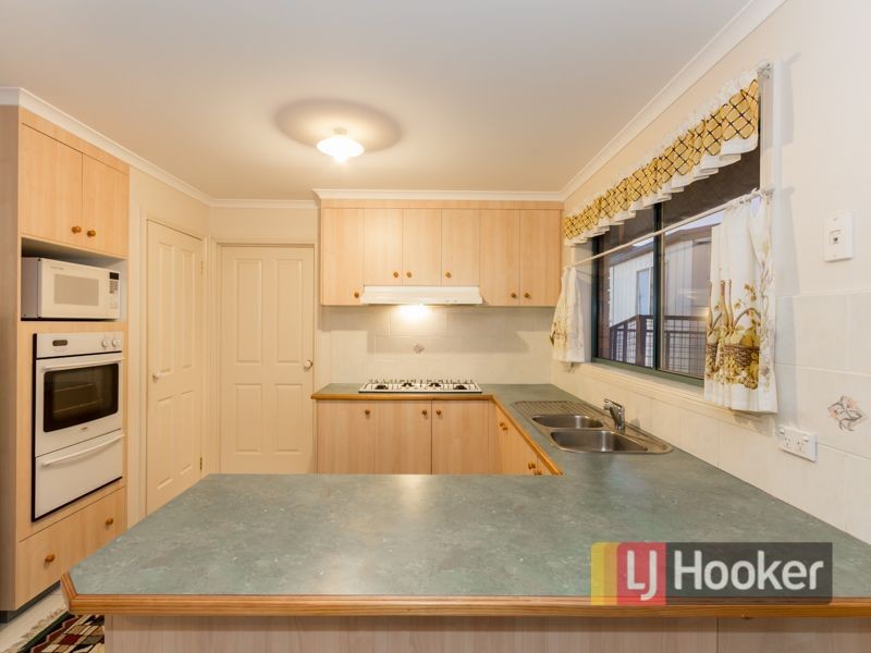 4 Anna Court, Pakenham VIC 3810