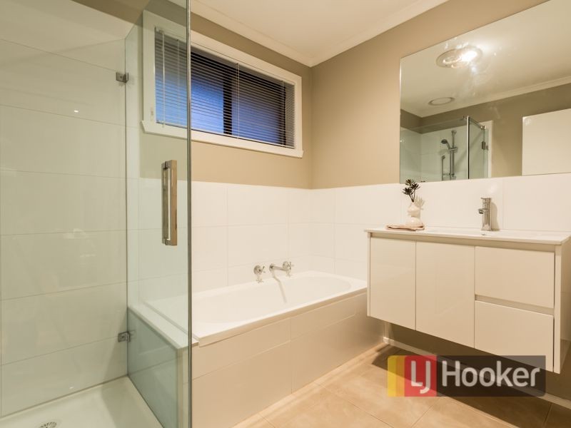 6/27-29 Princes Highway, Pakenham VIC 3810