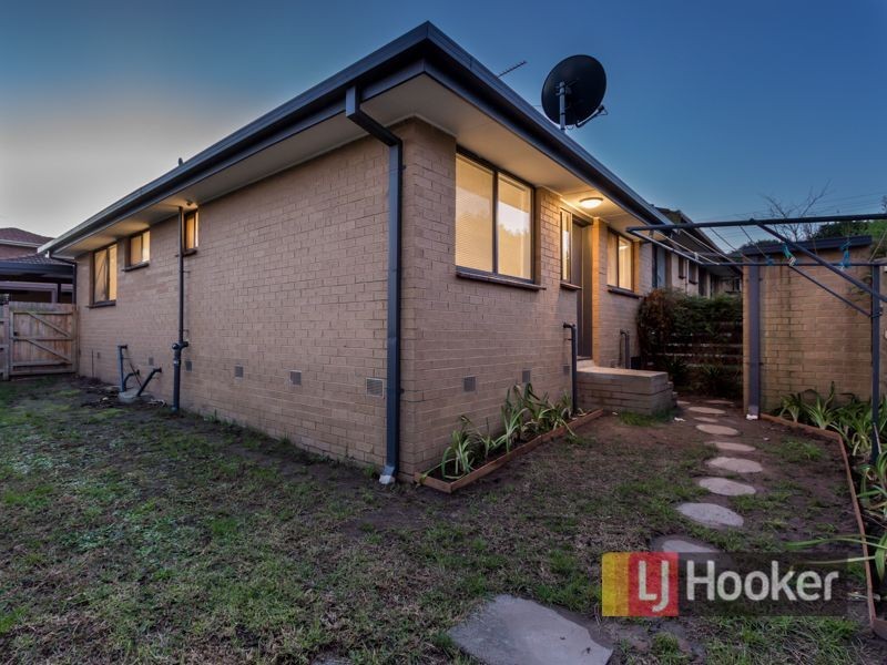 6/27-29 Princes Highway, Pakenham VIC 3810