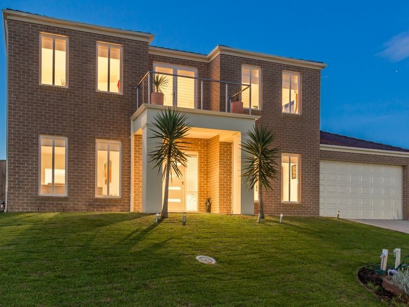 7 Dairy Close, Officer VIC 3809