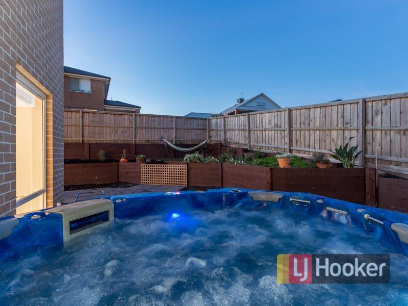 7 Dairy Close, Officer VIC 3809