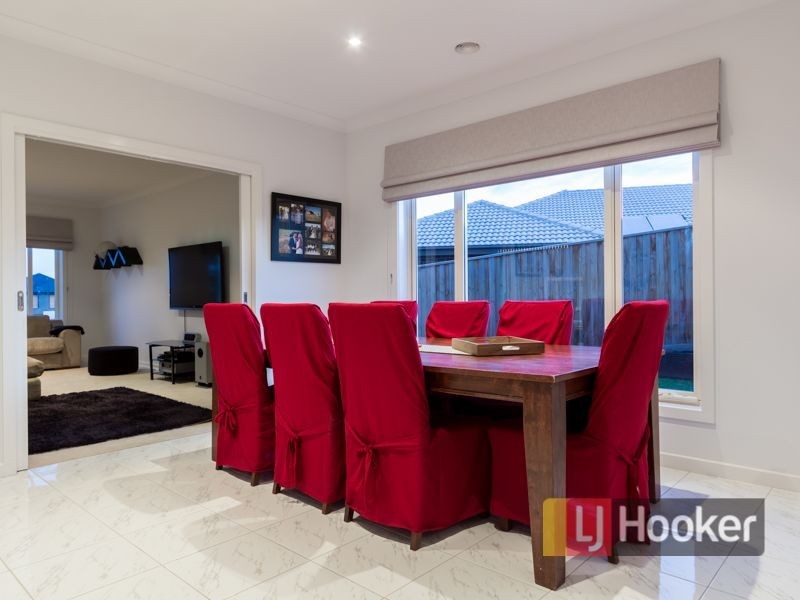 7 Dairy Close, Officer VIC 3809