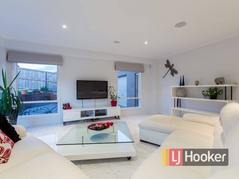 7 Dairy Close, Officer VIC 3809