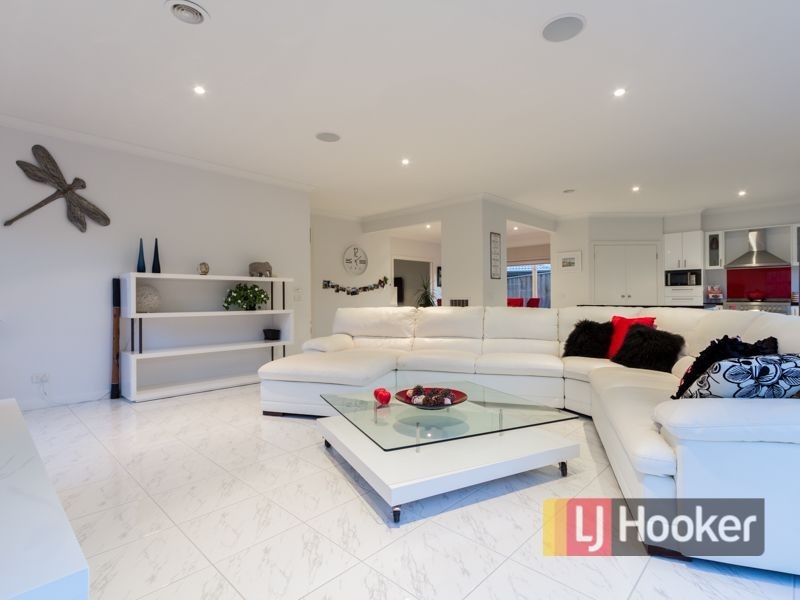 7 Dairy Close, Officer VIC 3809