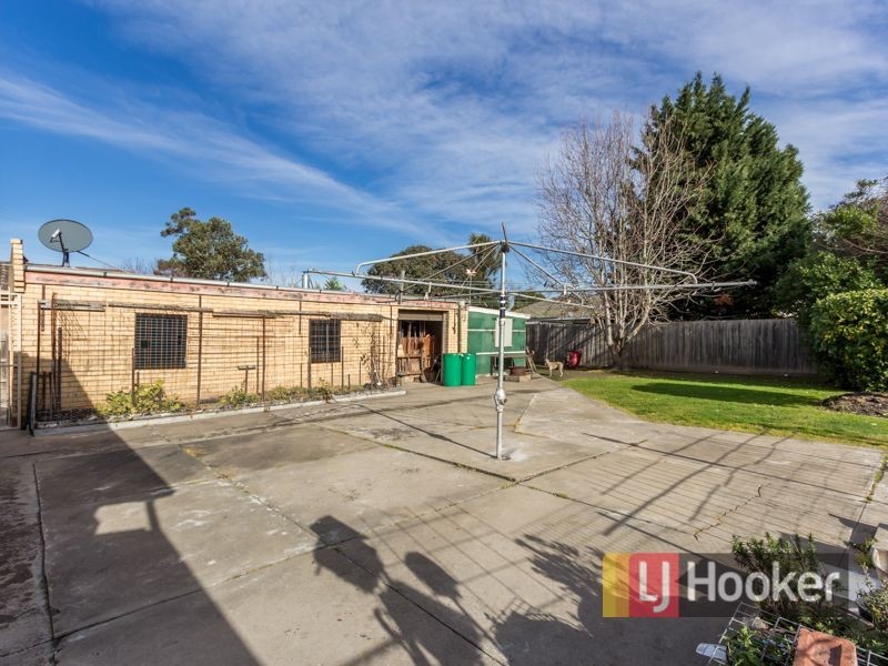 5 Henry Street, Pakenham VIC 3810