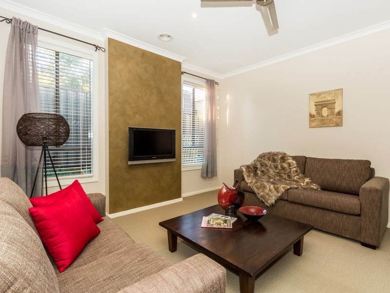 26 Huron Parkway, Pakenham VIC 3810