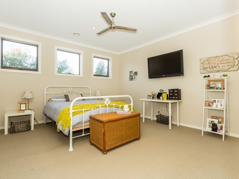 26 Huron Parkway, Pakenham VIC 3810