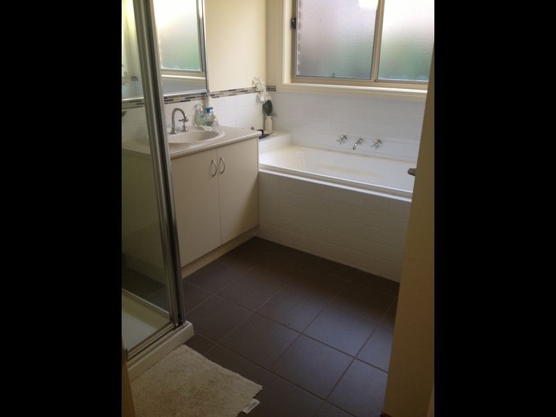 18/51 Leigh Drive, Pakenham VIC 3810