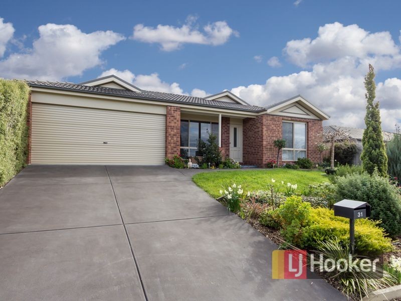 31 Tuscany Rise, Pakenham VIC 3810